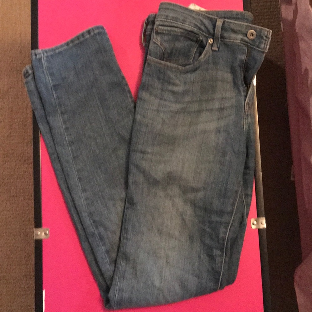 Levi’s Demi Curve Slim Mid Rise Jeans